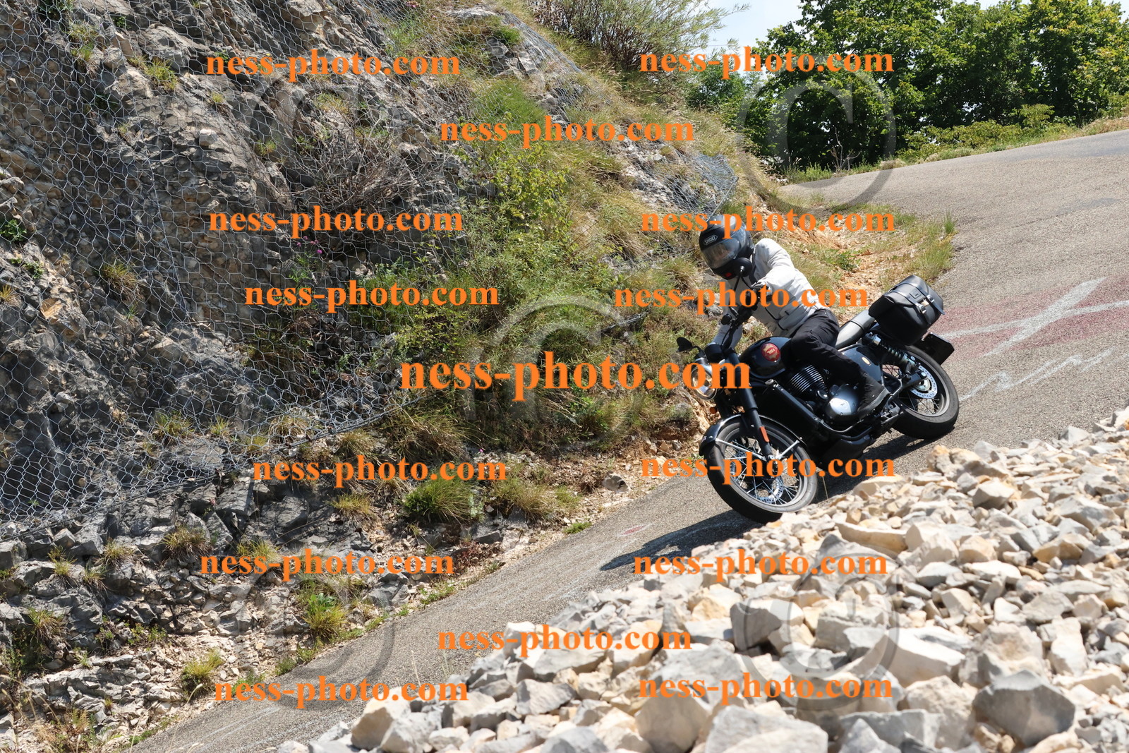 Col du Grand Colombier (206).JPG