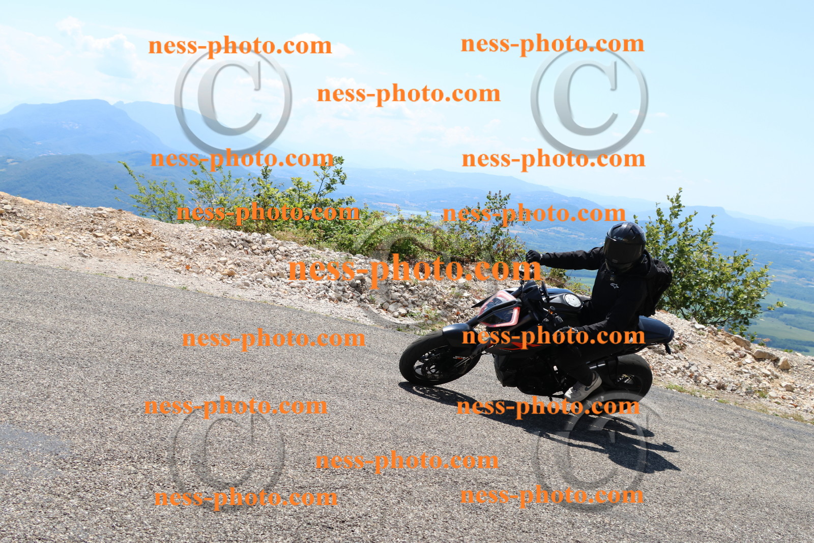 Col du Grand Colombier (151).JPG