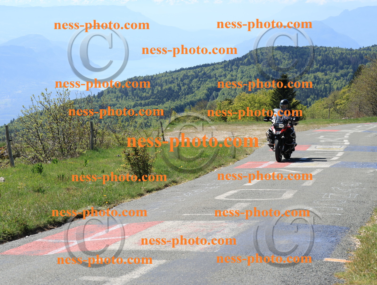 Col du Grand Colombier (35).JPG