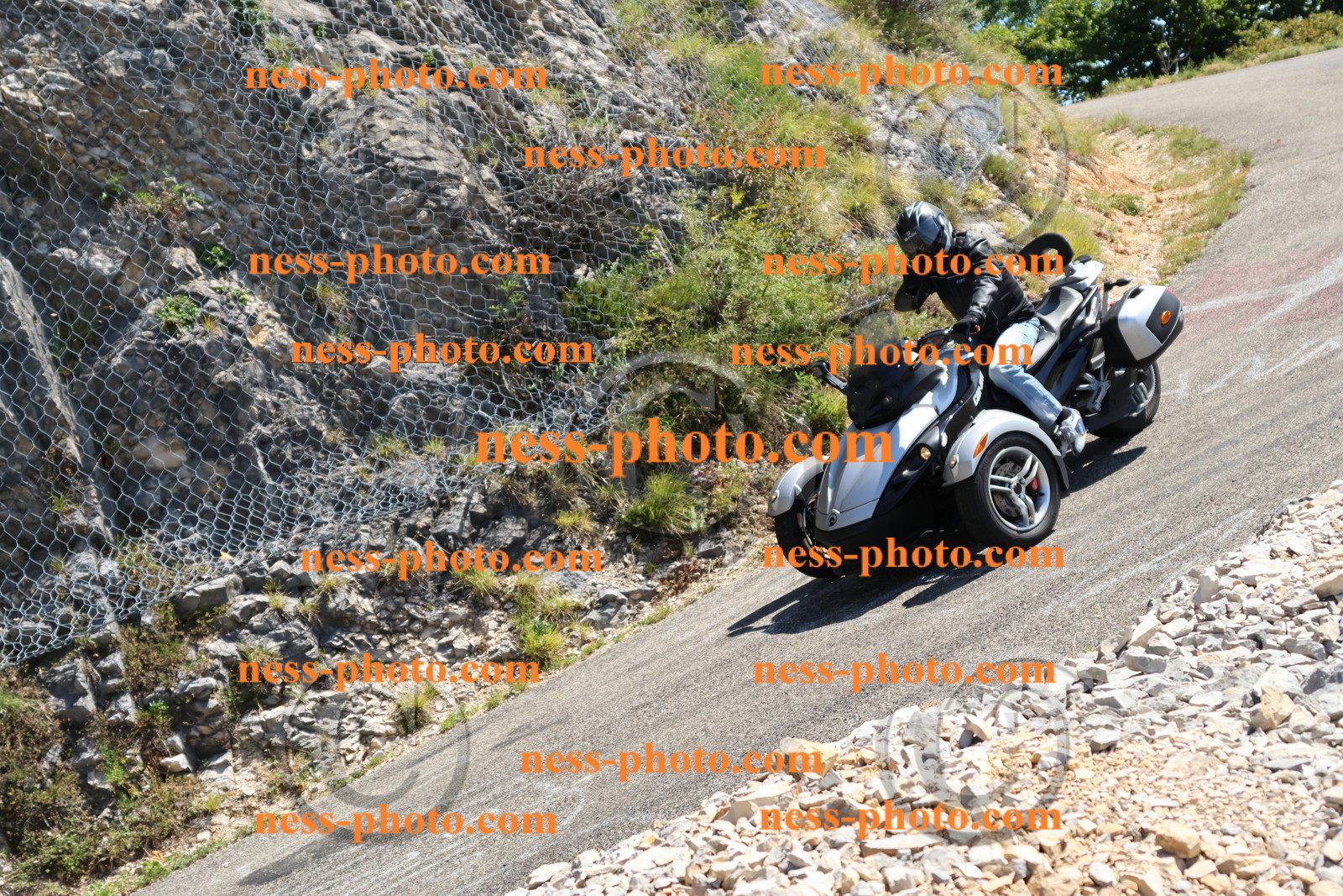 Col du grand Colombier (94).JPG