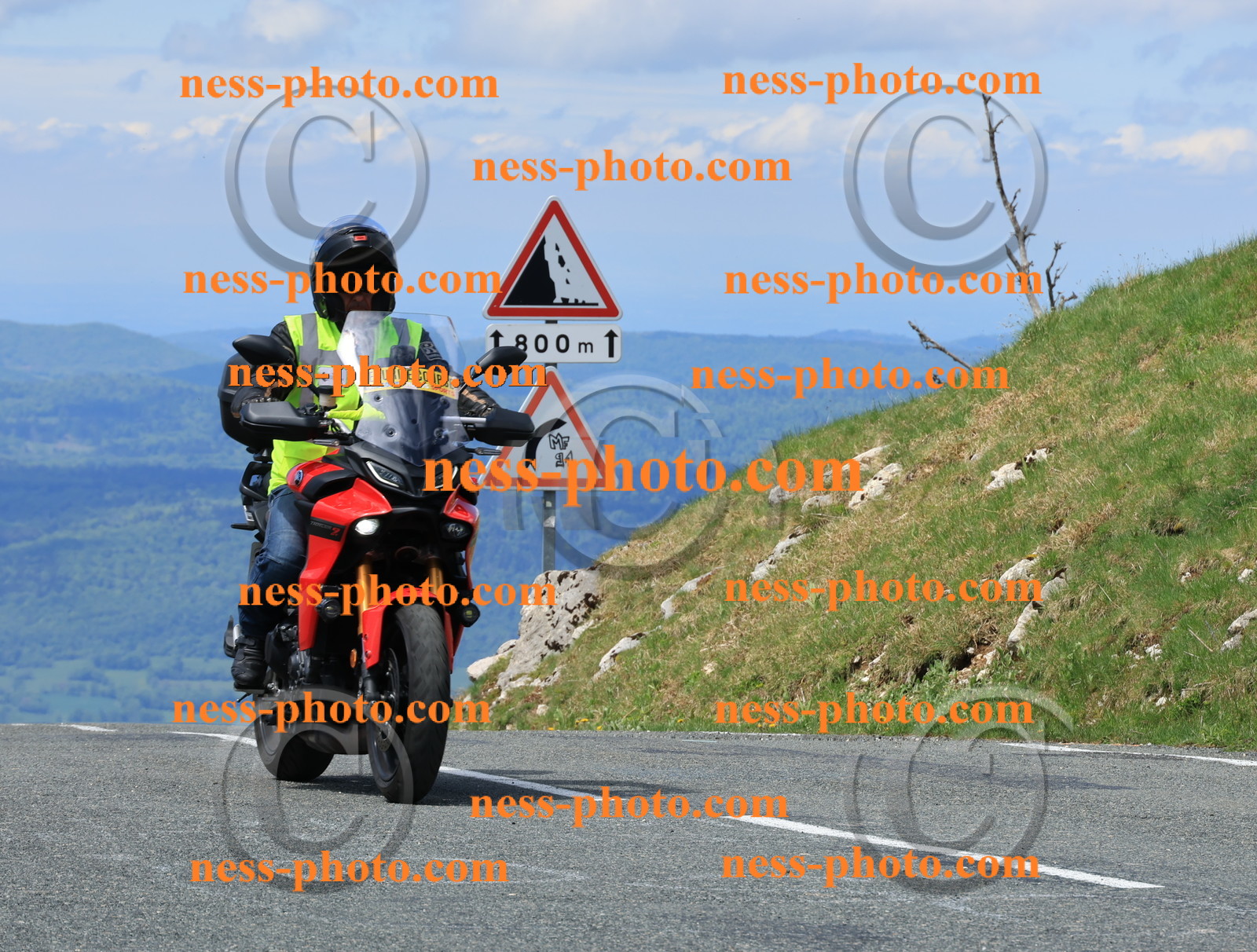 Col du Grand Colombier (120).JPG