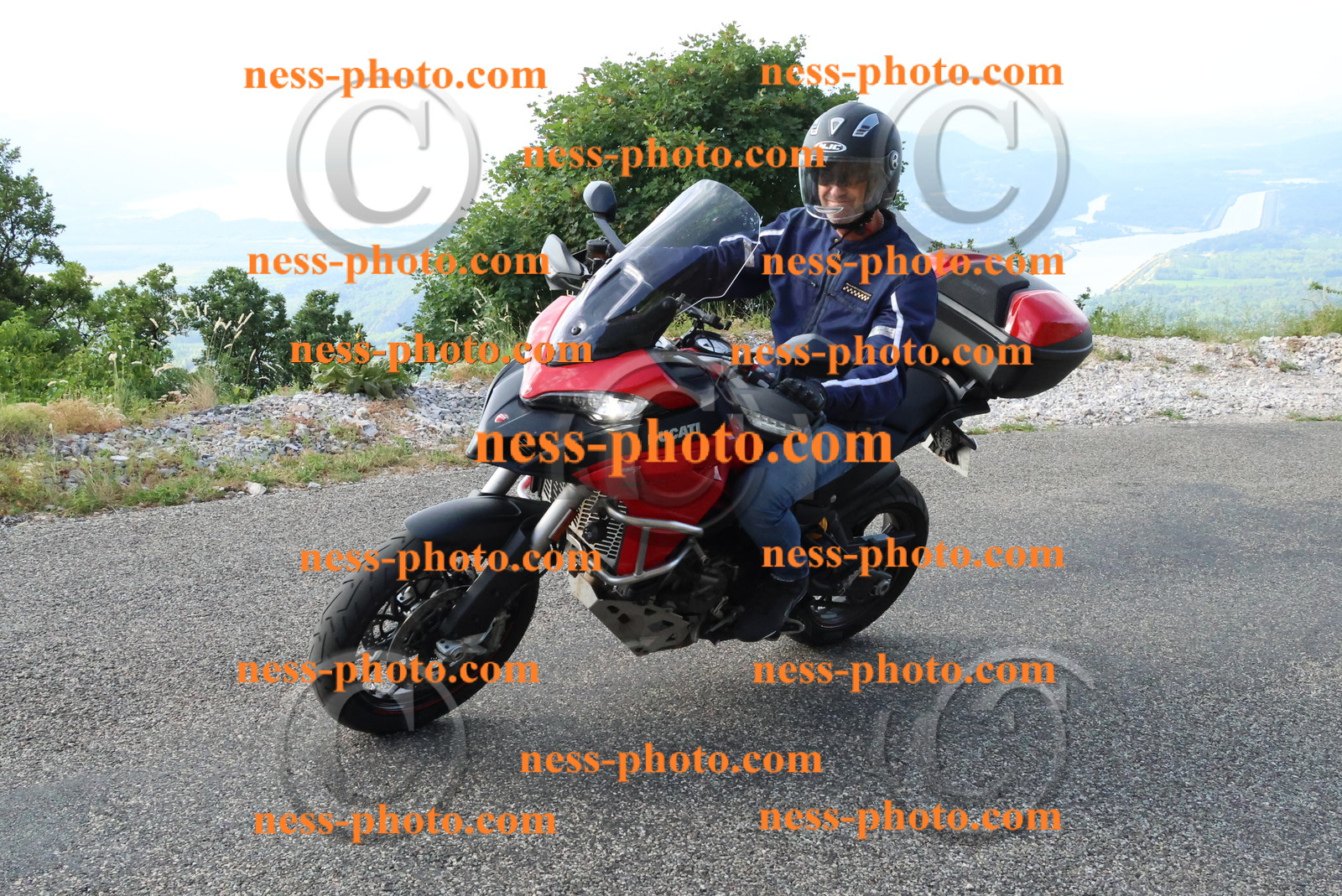 Col du Grand Colombier (25).JPG