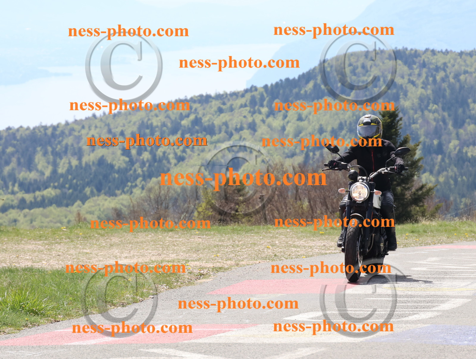 Col du Grand Colombier (22).JPG