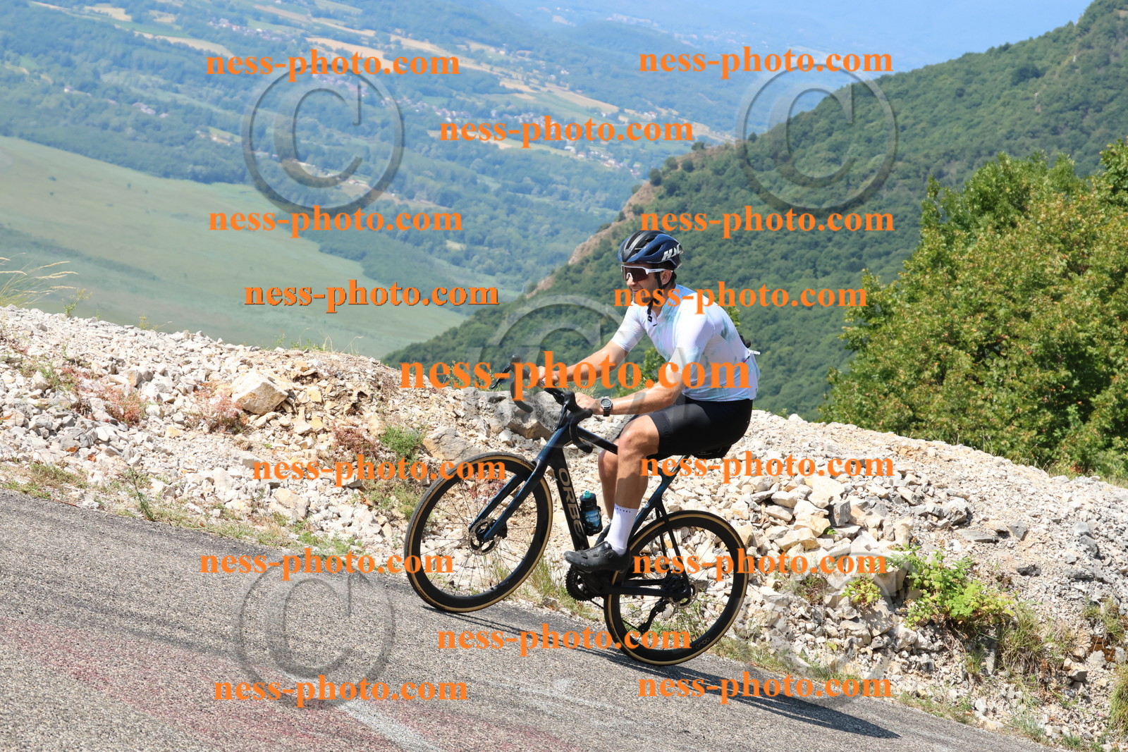 Col du Grand Colombier (292).JPG