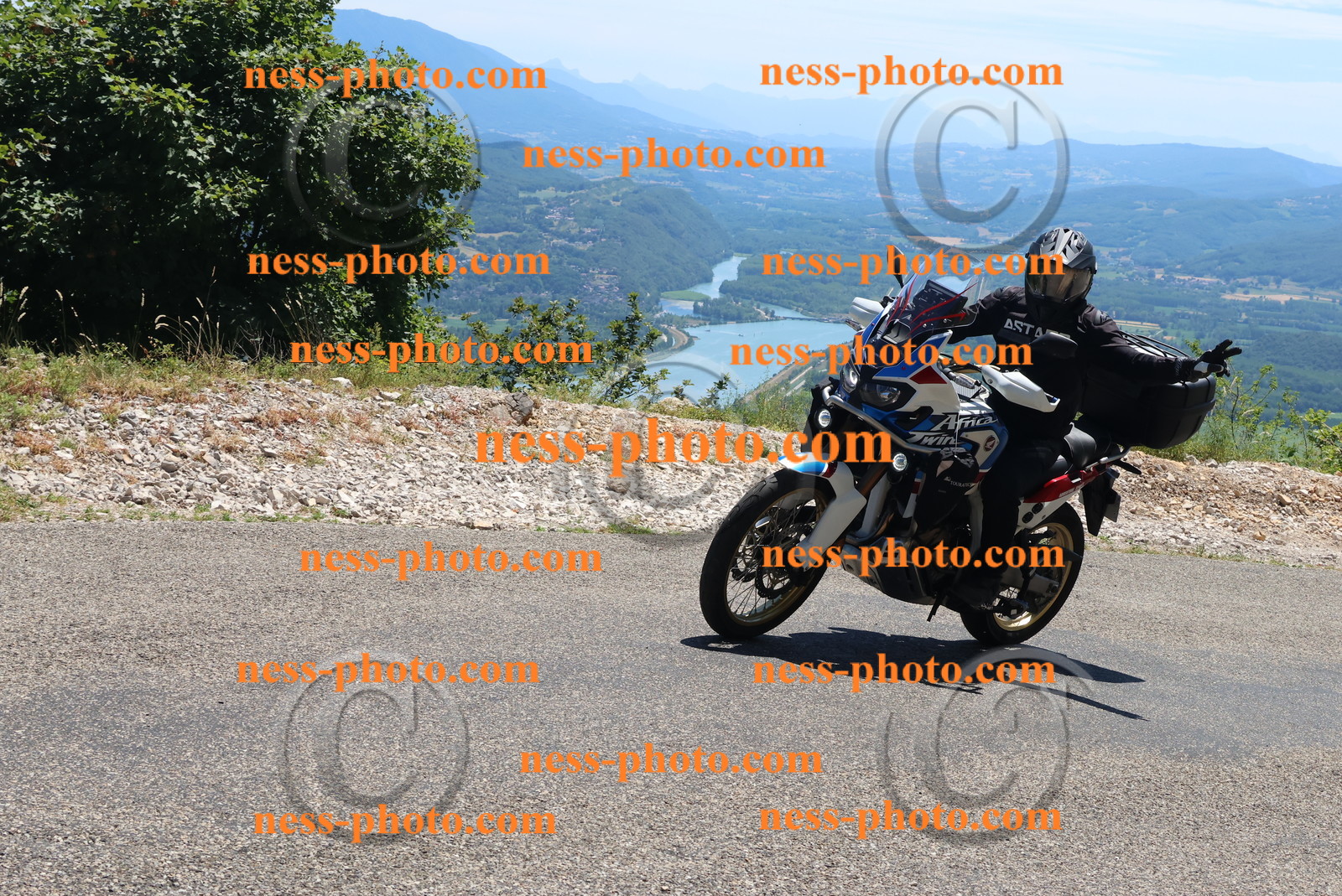 Col du Grand Colombier (111).JPG