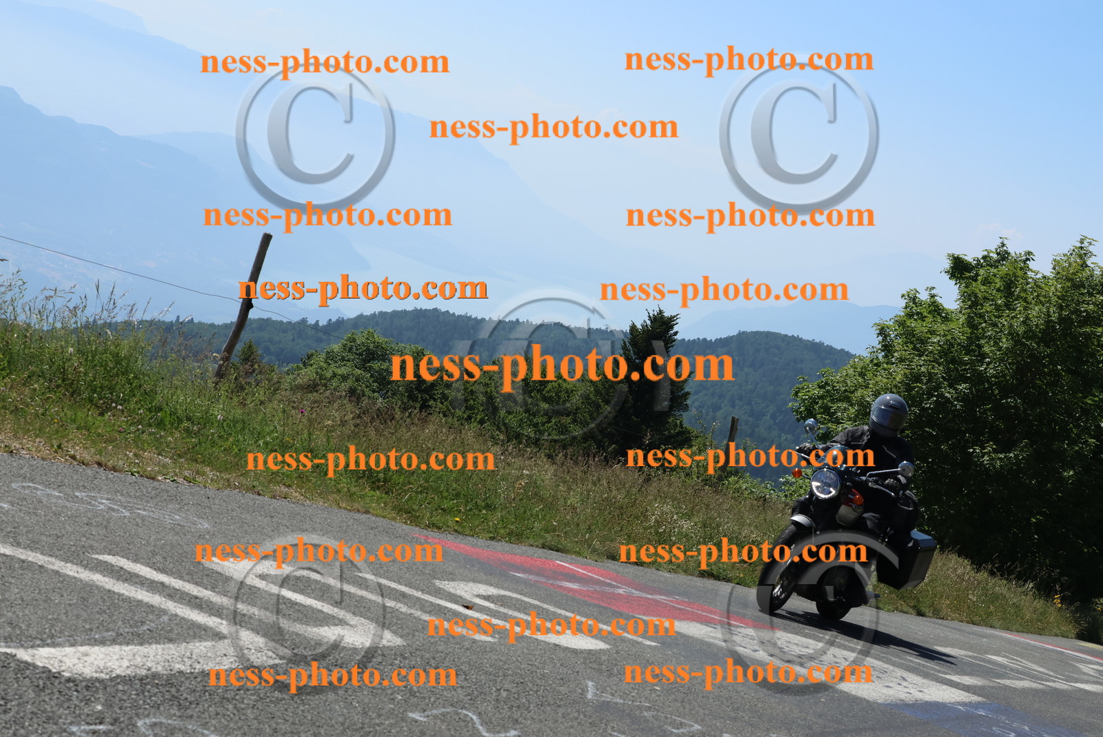 Col du Grand Colombier (25).JPG