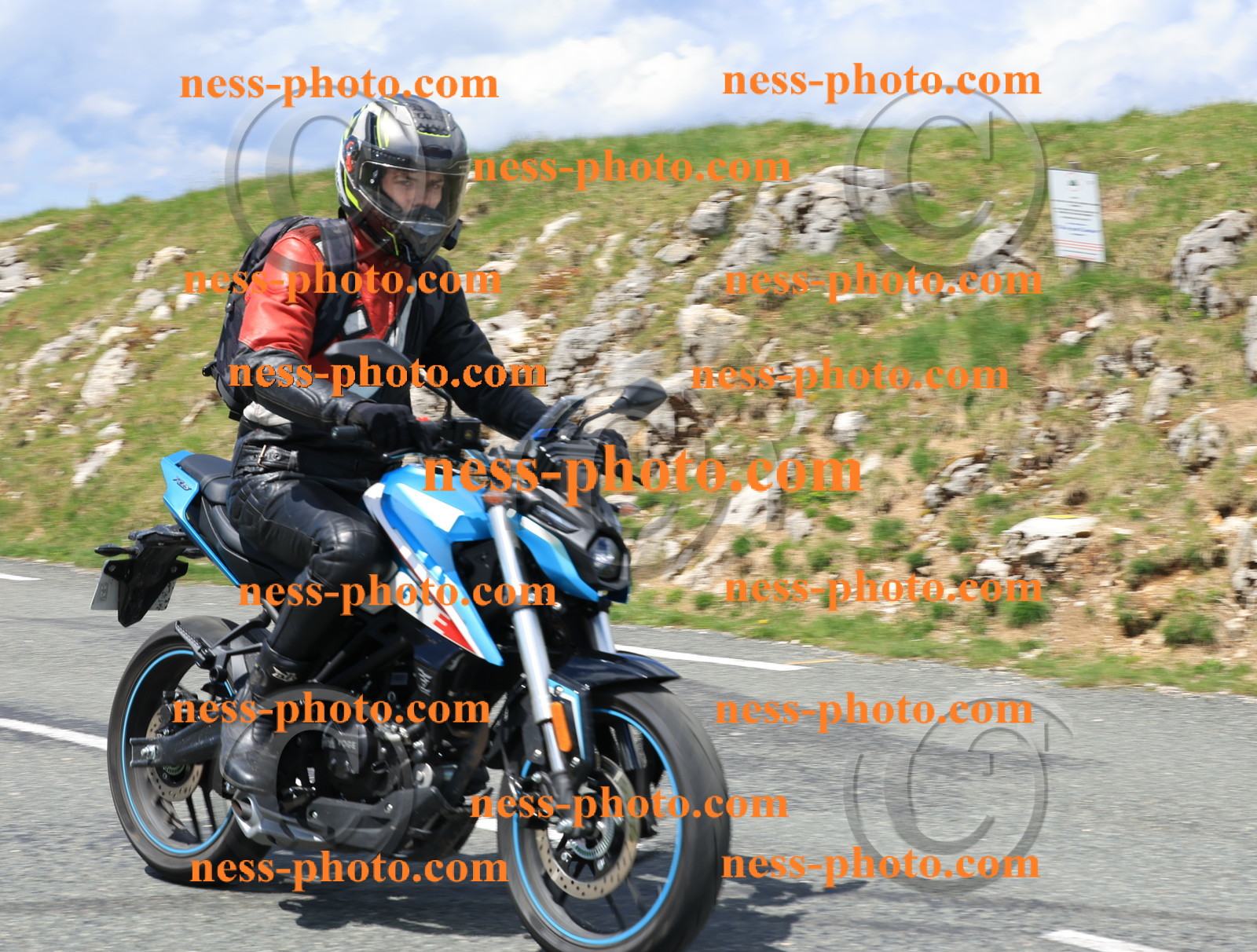 Col du Grand Colombier (128).JPG