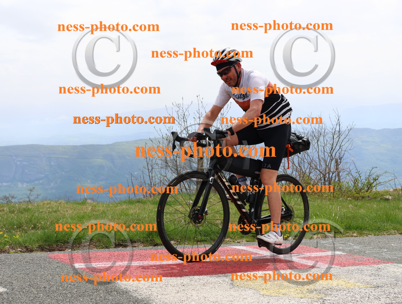 Col du Grand Colombier (93).JPG