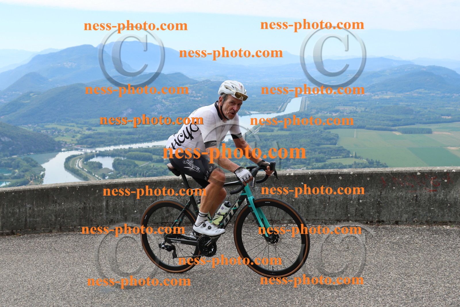 Col du Grand Colombier (180).JPG