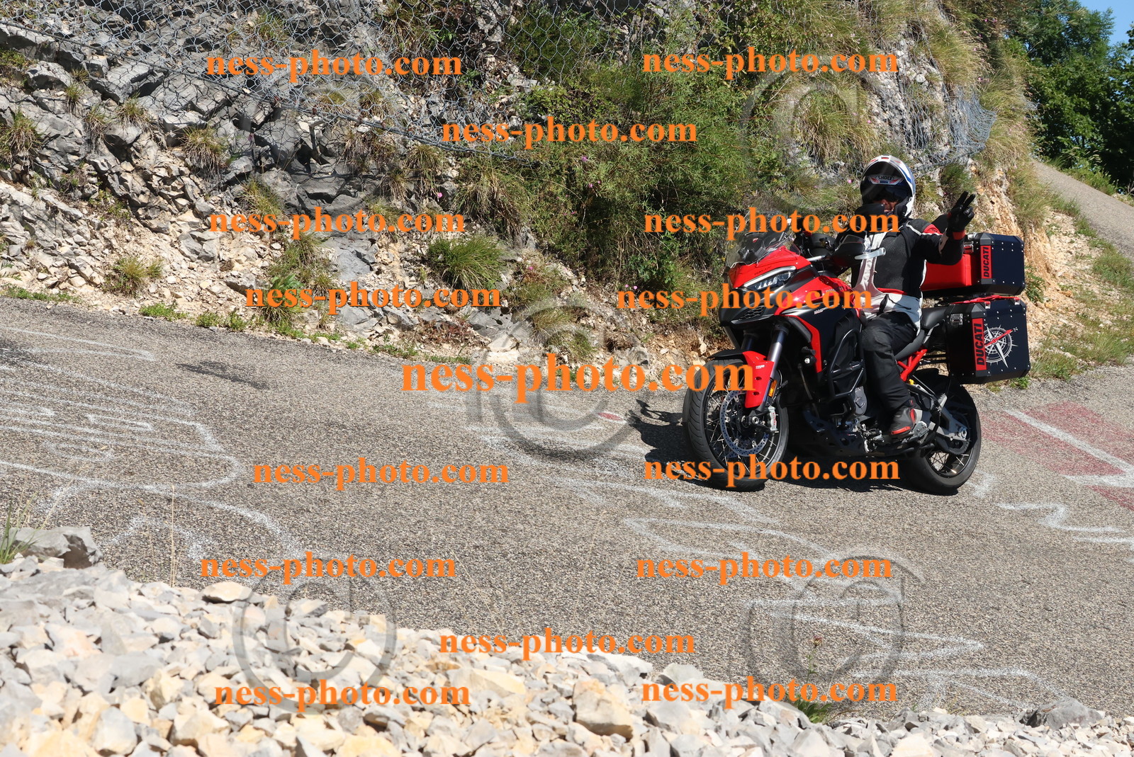 Col du Grand Colombier (194).JPG